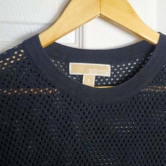 Micheal Kors Knit Short Sleveved Black Top Size Small - Picture 2 of 9